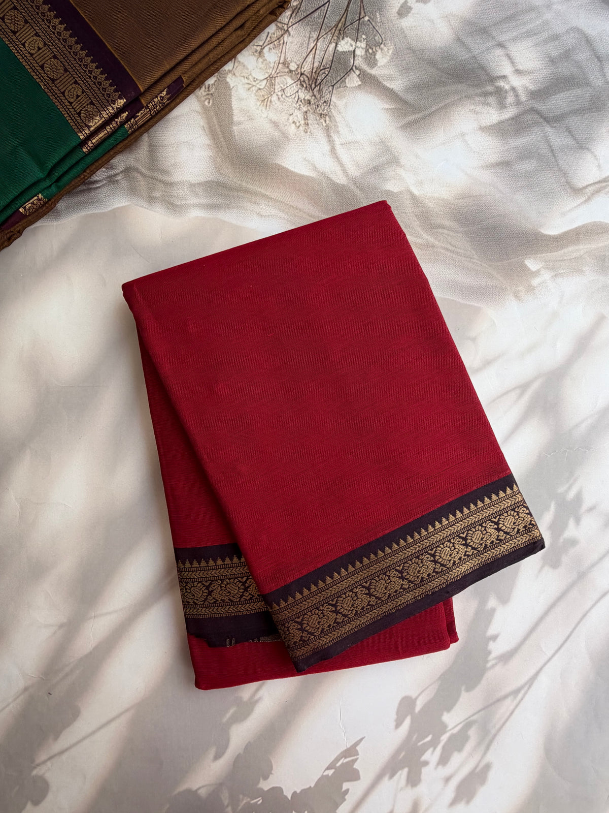Kanchi cotton with minimal zari border Red with black border