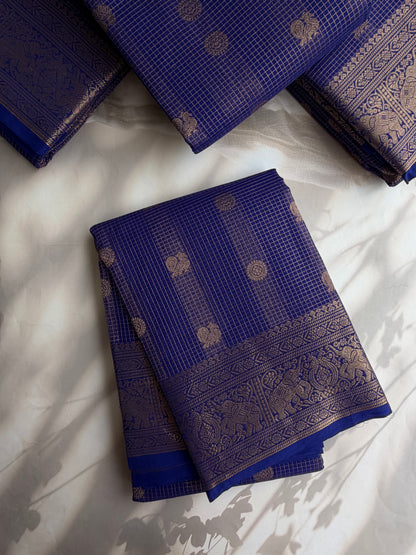 Kanchi cotton saree in mini kattam & butta weaves & grand pallu