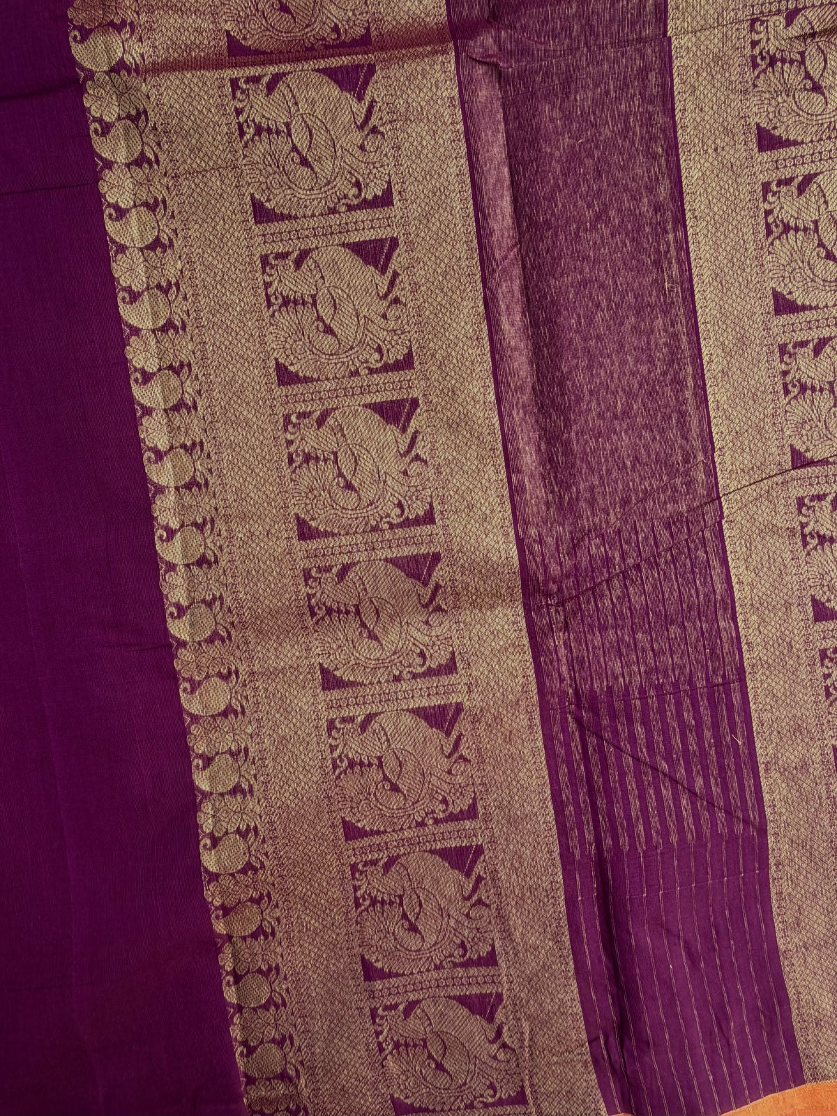 Kanchi cotton saree with premium zari checks & butta weaves with grand pallu