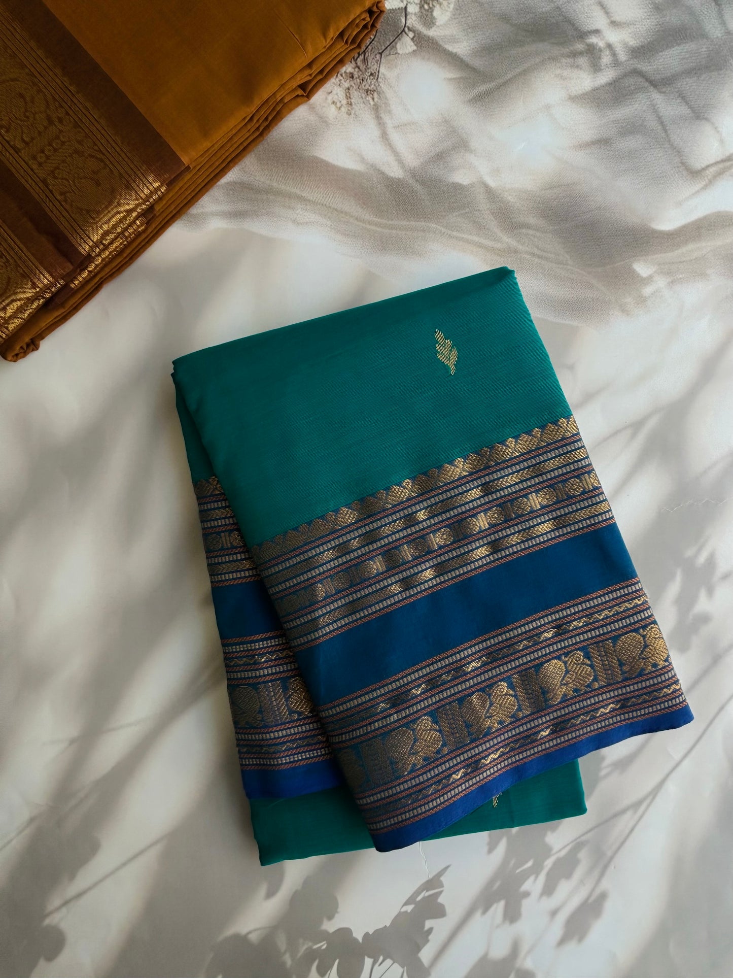Kanchi cotton with butta weaves