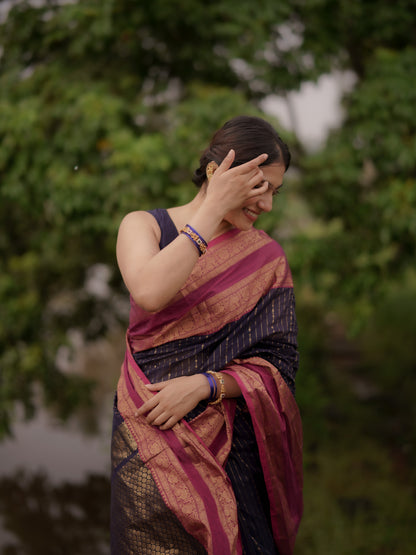 Kanchi cotton saree in Vairaoosi weaves & grand pallu