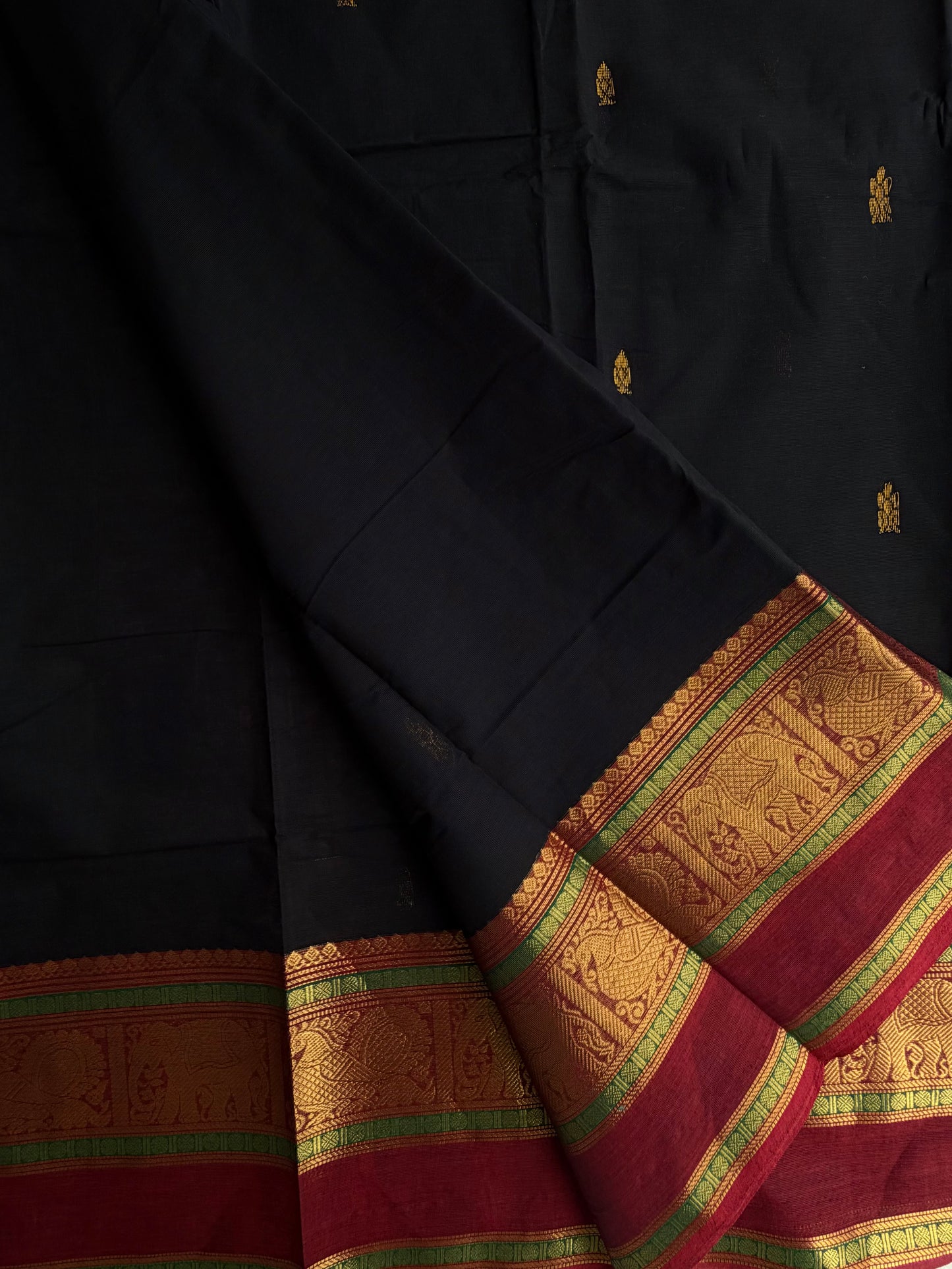 Kanchi cotton saree with butta weaves
