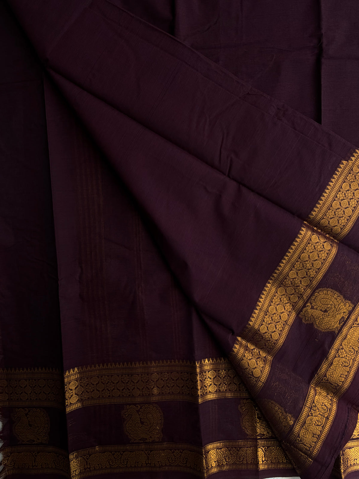 Kanchi cotton saree with zari border butta weaves