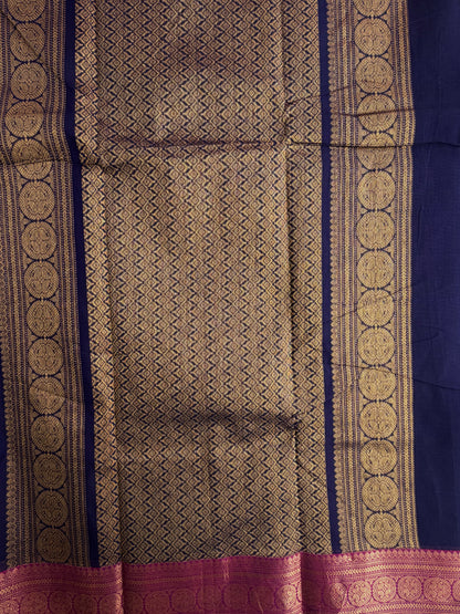Kanchi cotton saree in checks & butta weaves & grand pallu