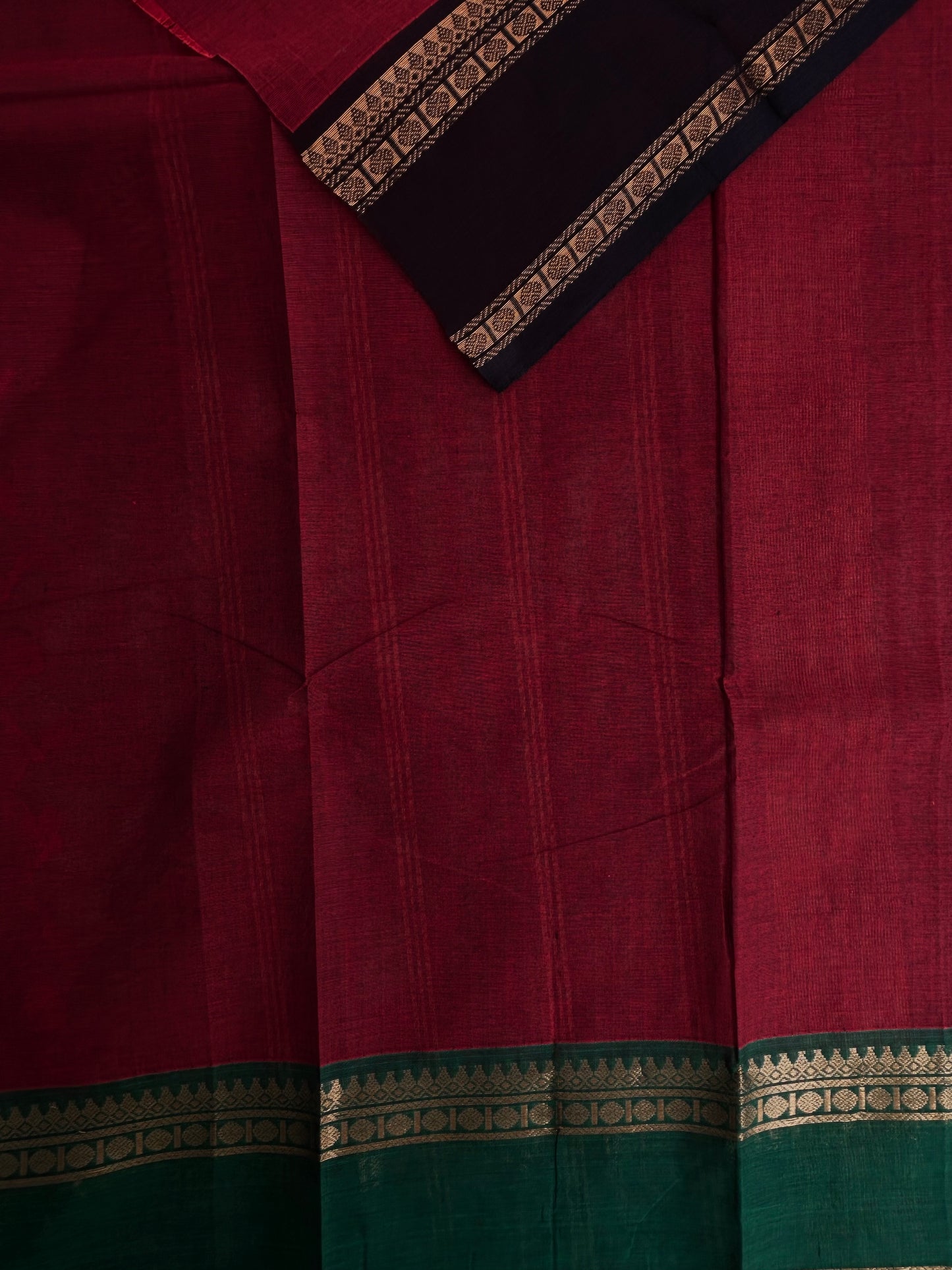 Kanchi cotton saree with Korvai ganga jamuna border