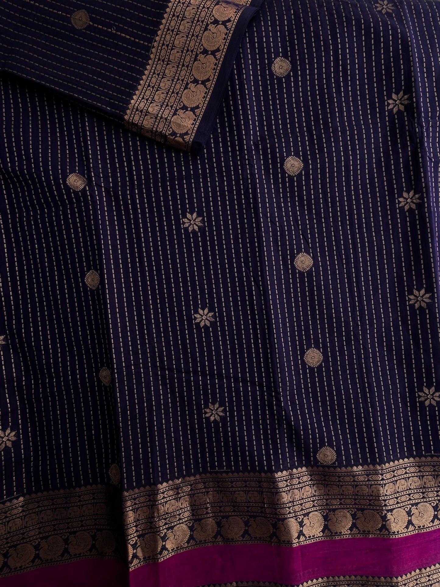 Kanchi cotton saree in Vairaoosi pattern annam zari weaves & grand pallu