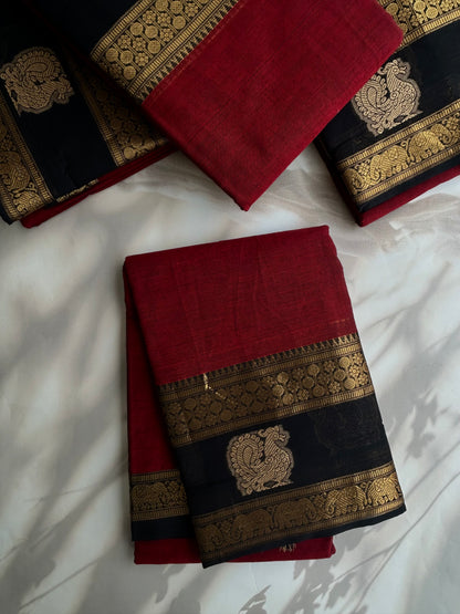 Kanchi cotton saree with zari weaves - maroon with black border