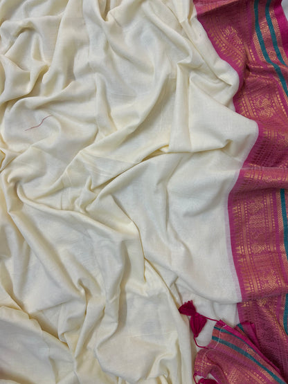 Mul mul saree with zari border