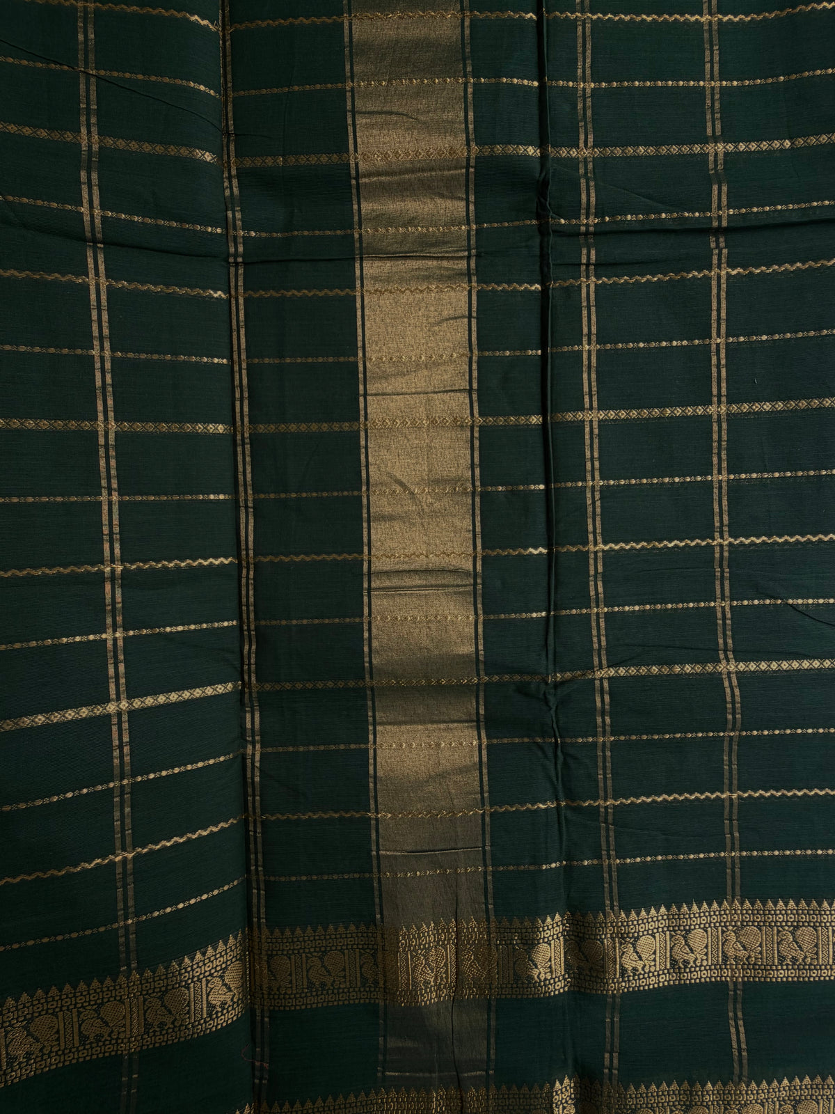 Kanchi cotton saree in Velthari pattern weaves - Green
