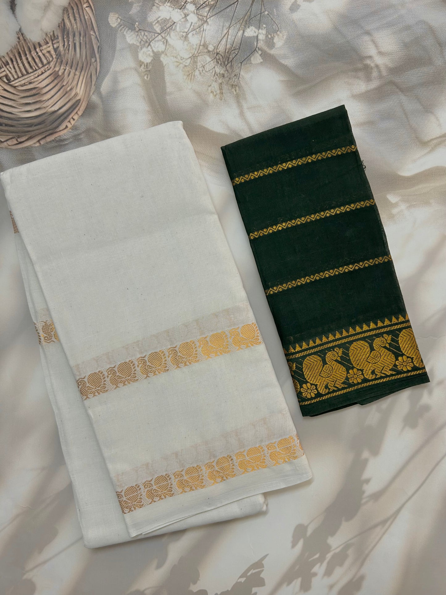 Sungudi Cotton saree with peacock zari border