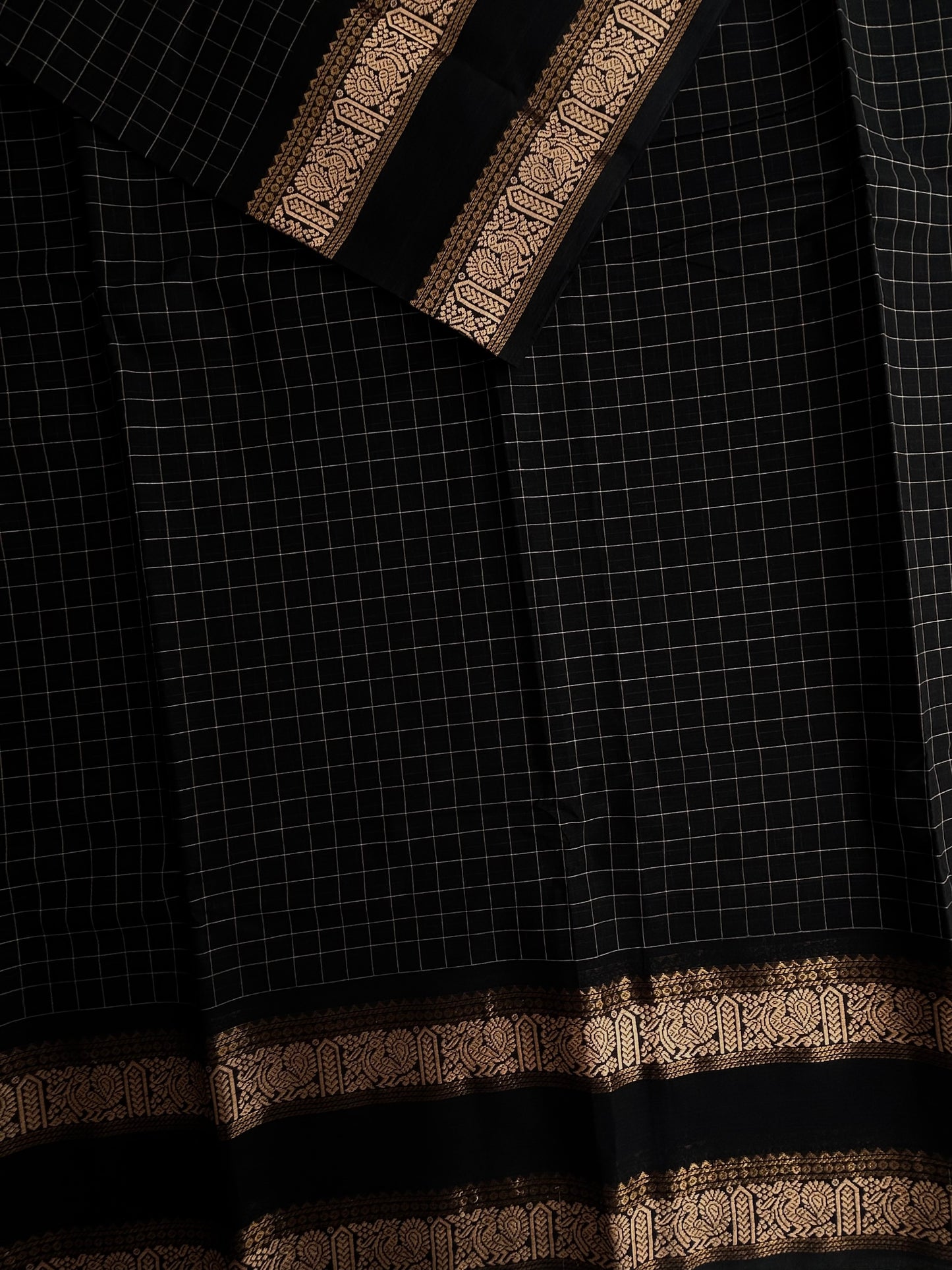 Kanchi cotton saree in kattam pattern