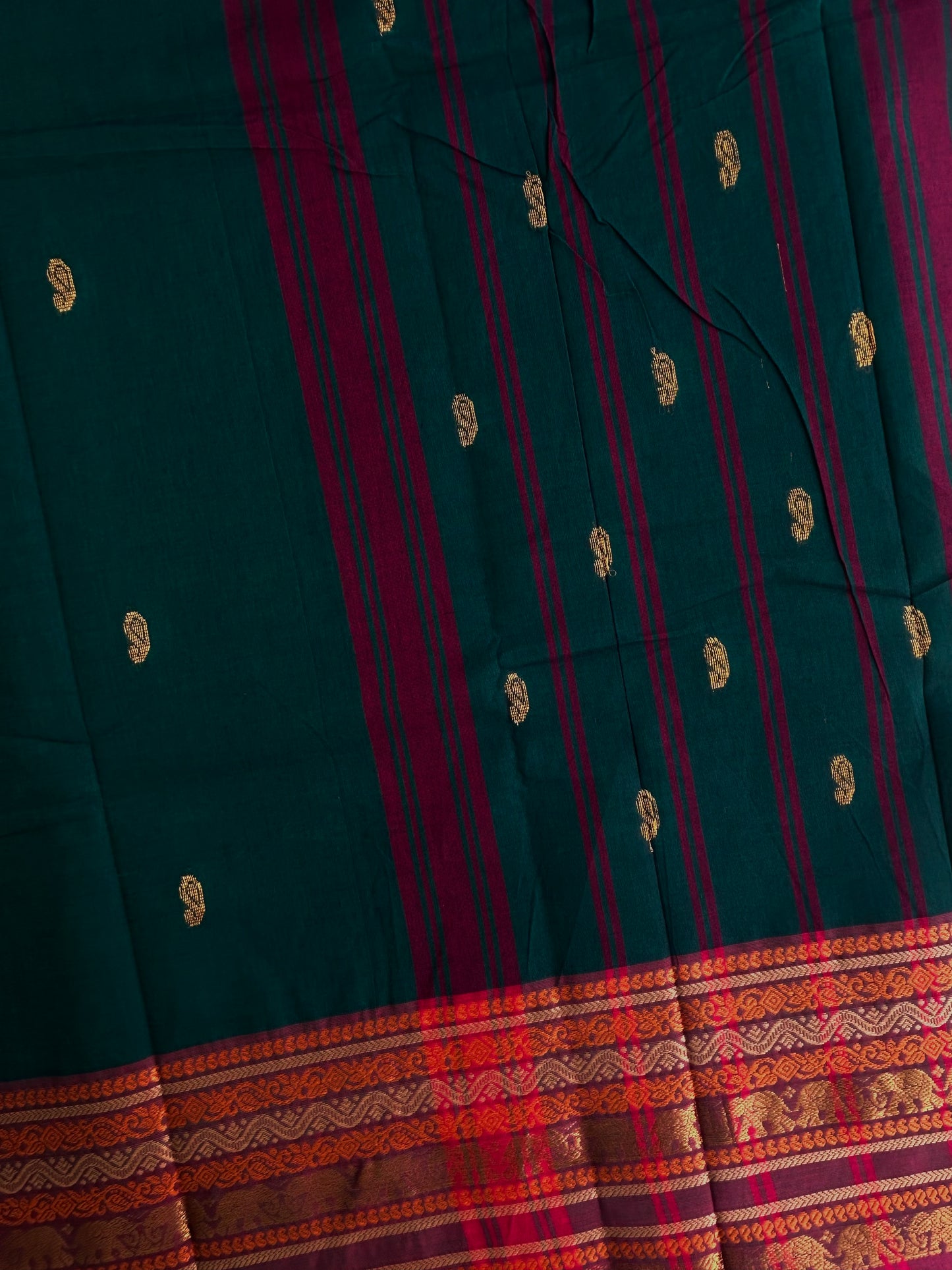Kanchi cotton saree with butta weaves