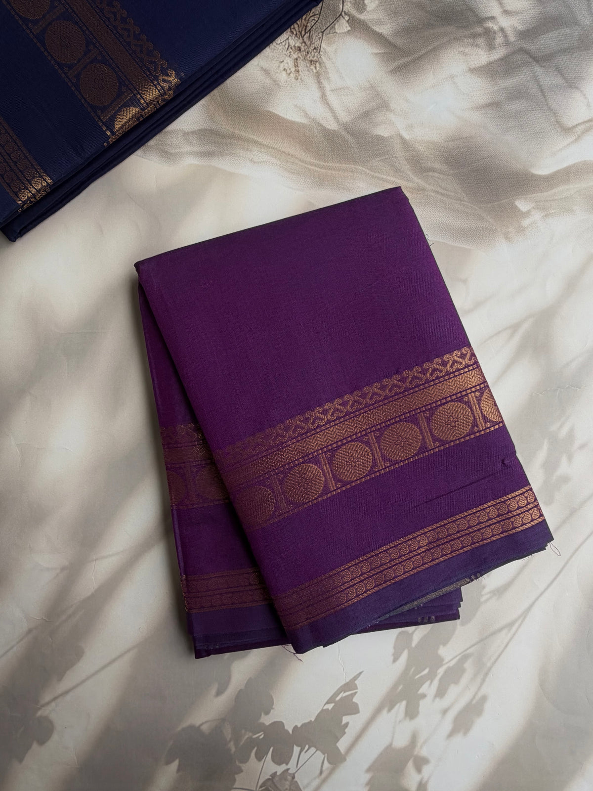 Kanchi cotton saree in zari weaves