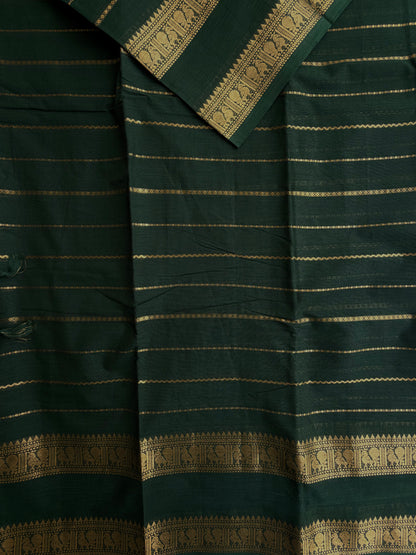 Kanchi cotton saree in Velthari pattern weaves - Green