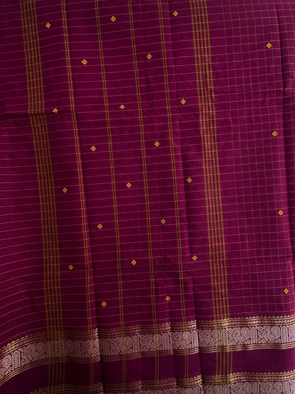 Kanchi cotton saree in checks & butta weaves