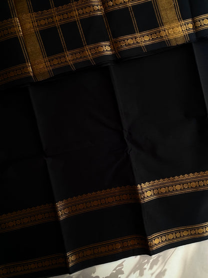 Black Kanchi cotton saree with zari border