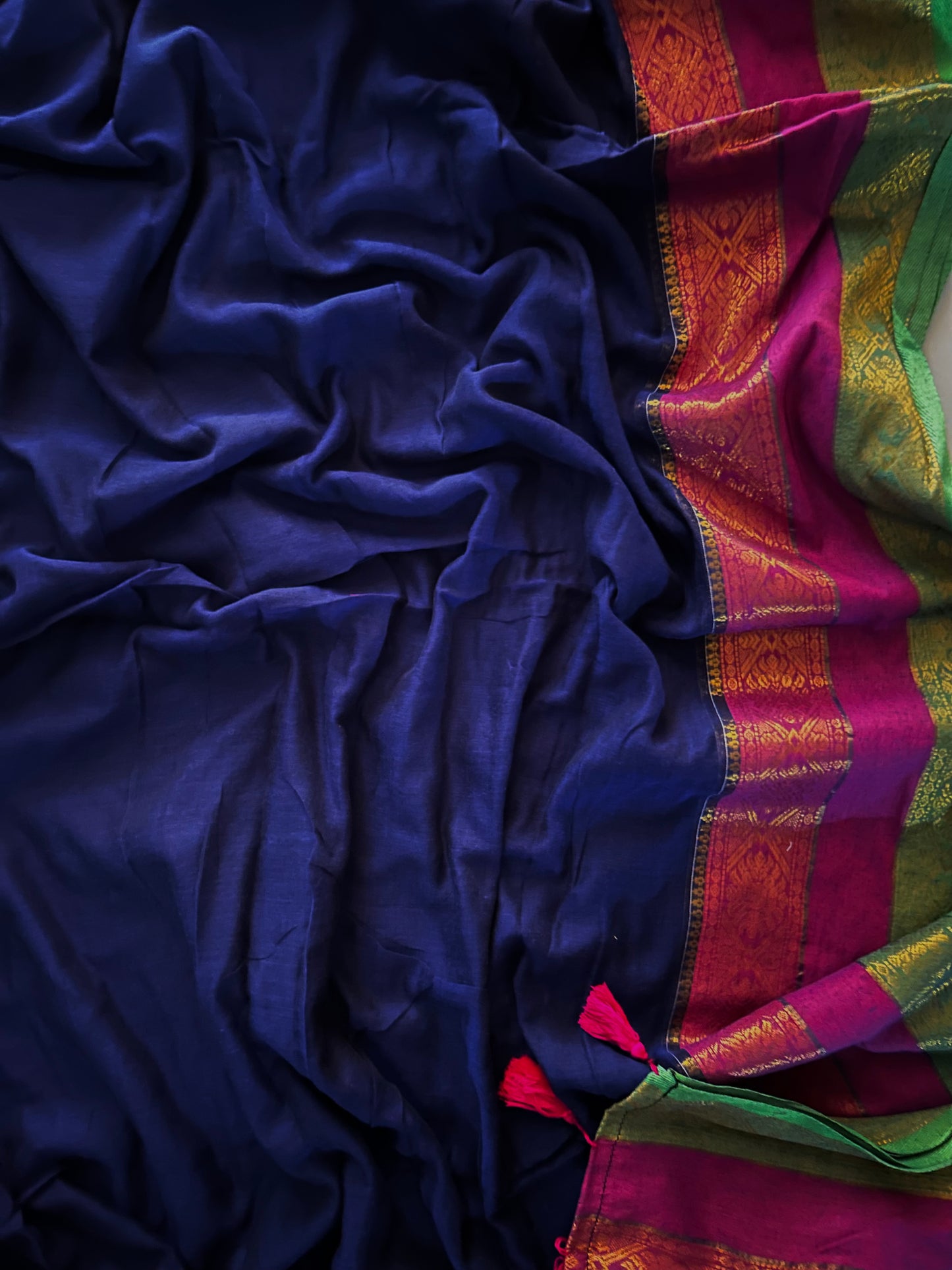 Mul mul saree with zari border