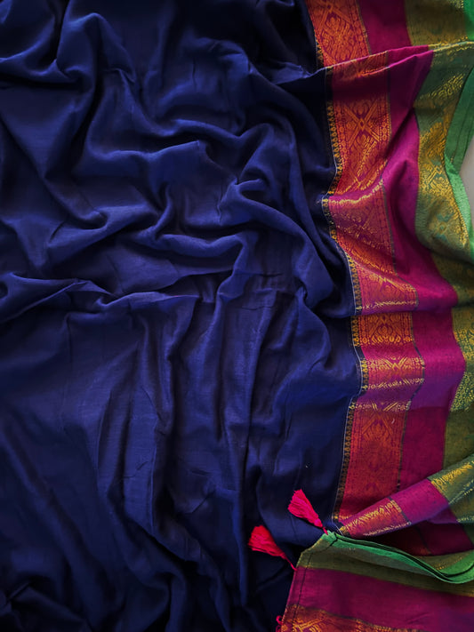 Mul mul saree with zari border