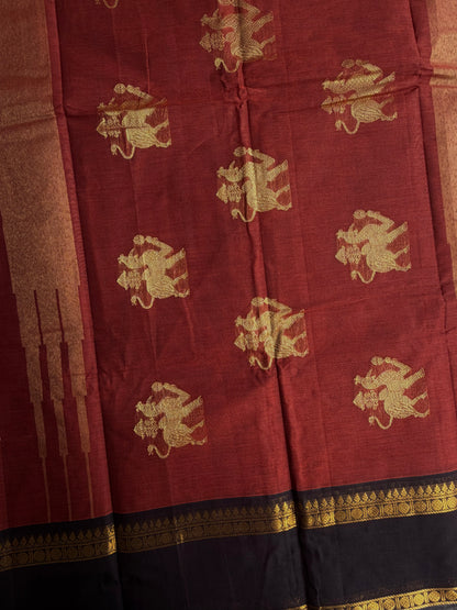 Kanchi cotton saree with butta weaves & zari pallu