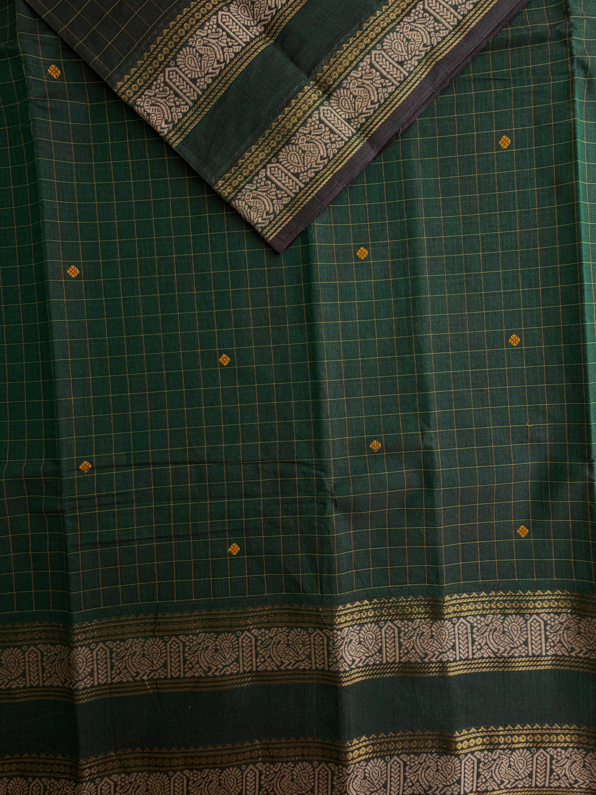 Kanchi cotton saree in kattam pattern with butta weaves
