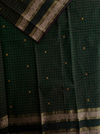 Kanchi cotton saree in checks & butta weaves