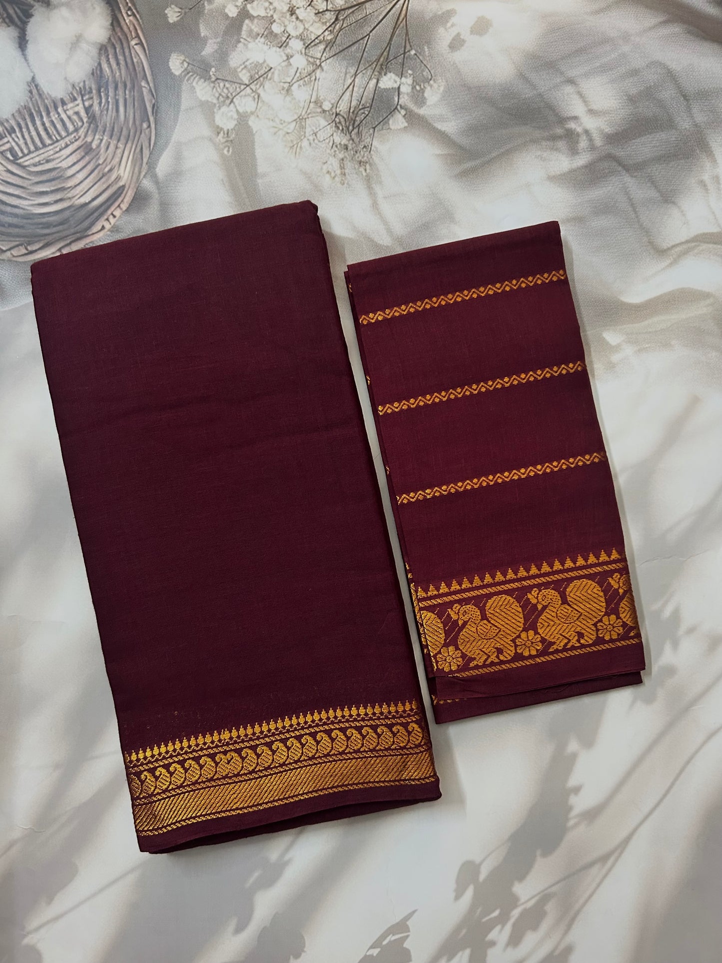 Sungudi Cotton saree with Velthari blouse maroon