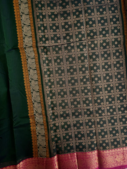 Kanchi cotton saree with butta weaves & grand pallu