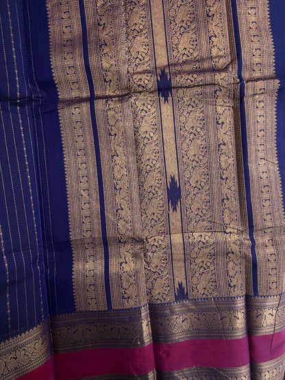 Kanchi Vairaoosi weaves saree - dark blue