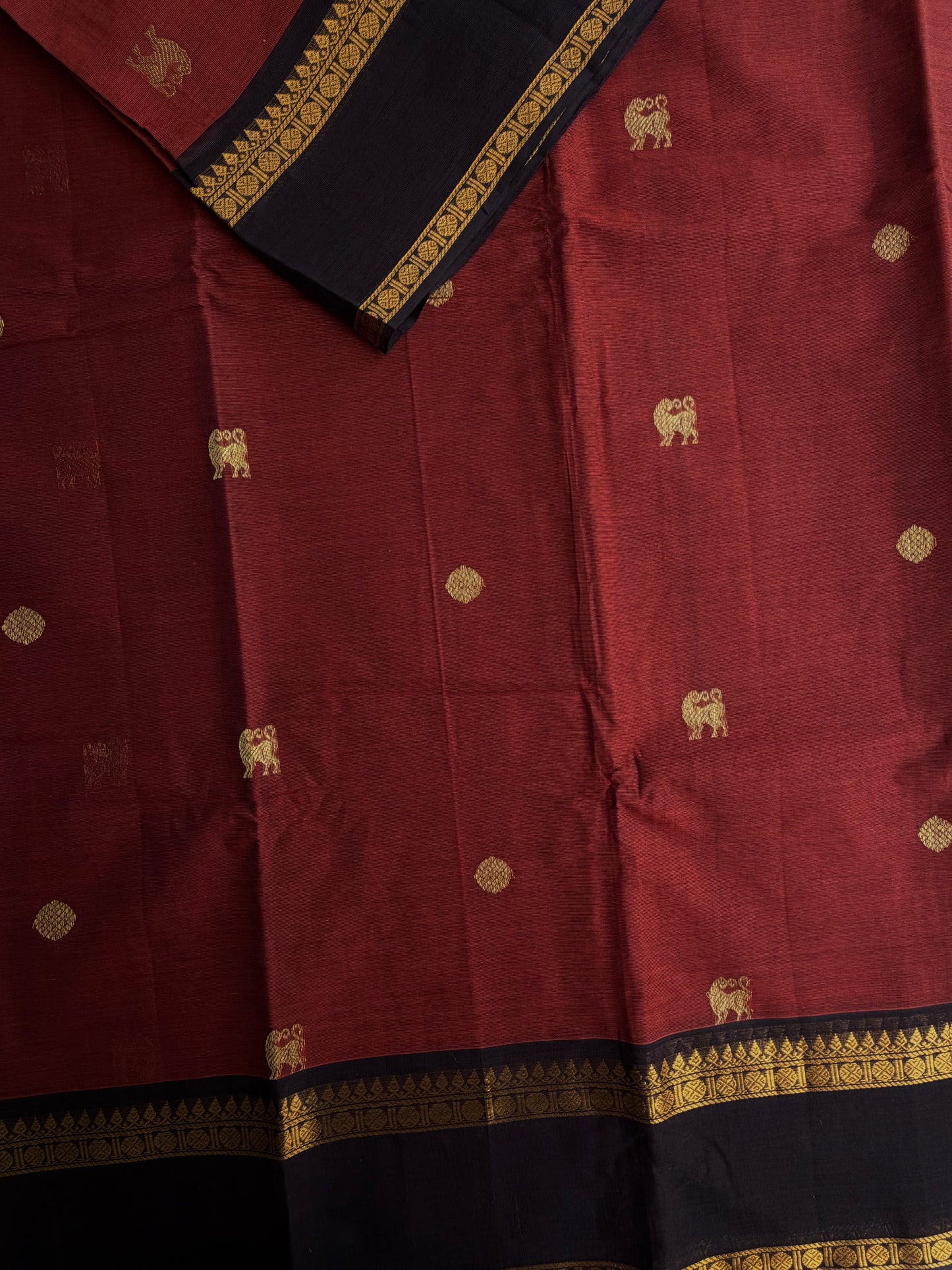 Kanchi cotton saree with butta weaves & zari pallu