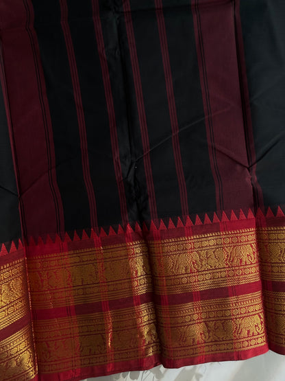 Kanchi cotton saree with rettapett border