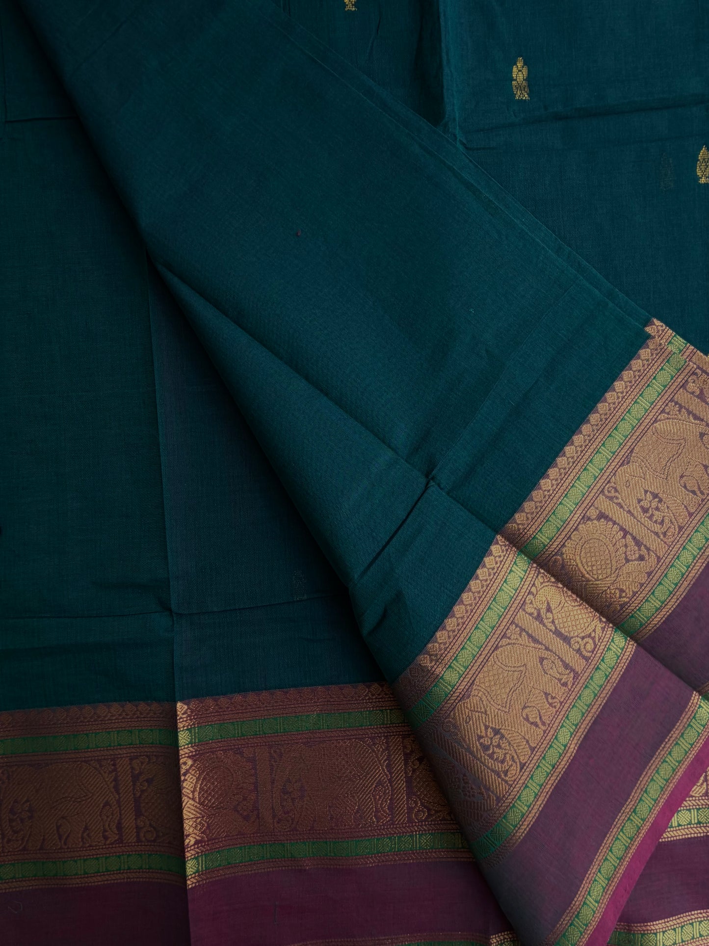 Kanchi cotton saree with butta weaves
