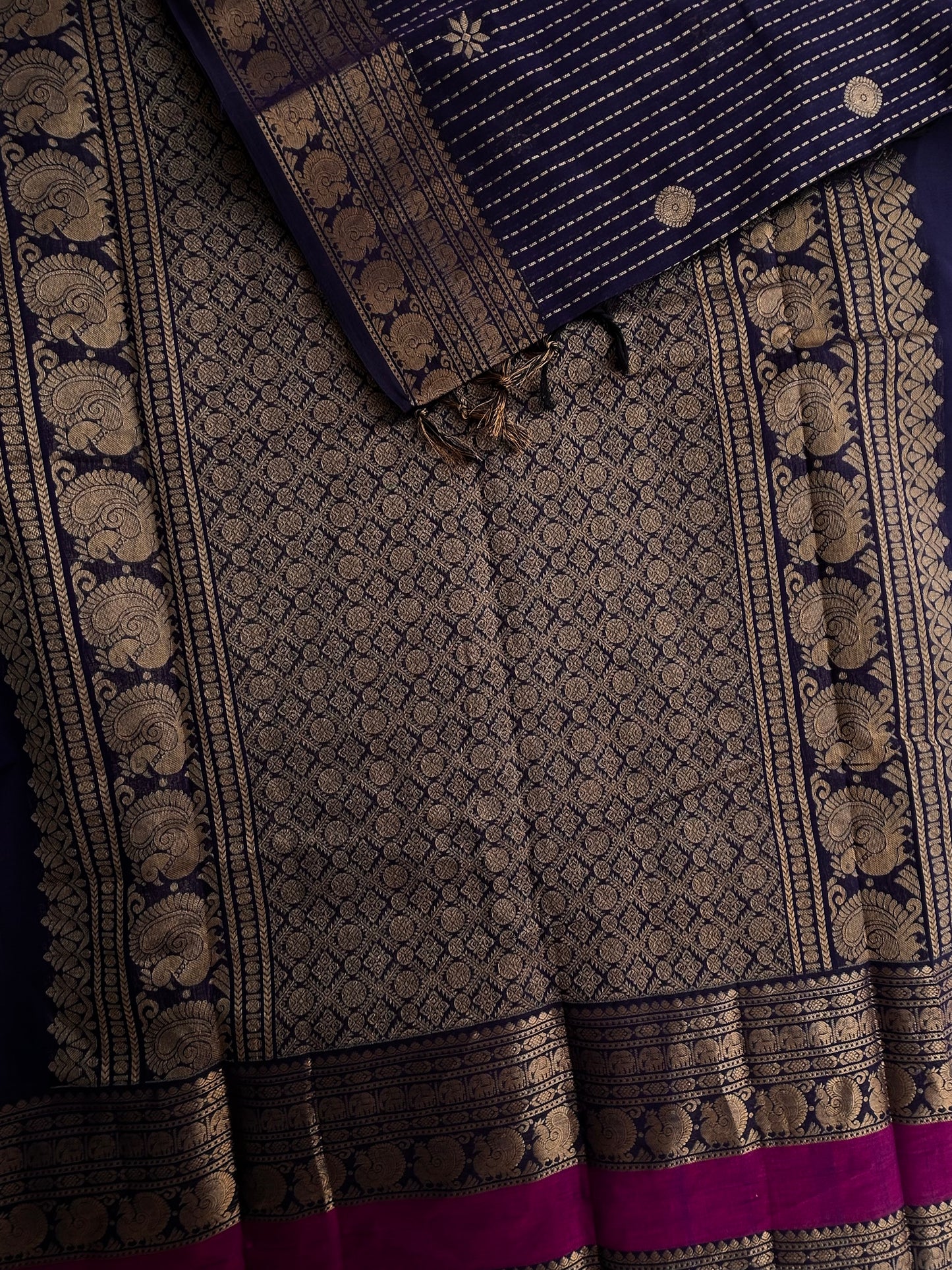 Kanchi cotton saree in Vairaoosi pattern annam zari weaves & grand pallu