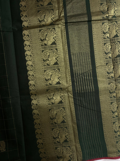 Kanchi cotton saree with premium zari kattam weaves - green with maroon border