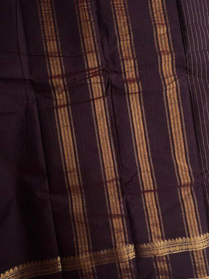 Kanchi cotton saree in Vairaoosi weaves brown