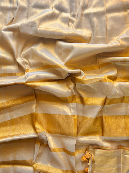 Gold mul tissue saree