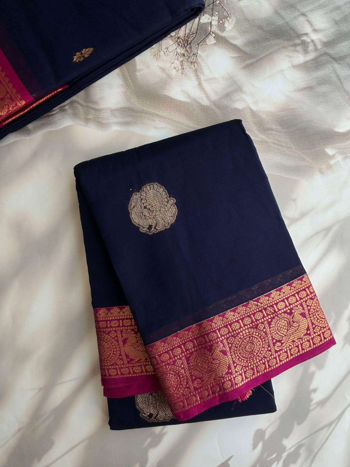 Kanchi cotton saree in butta weaves & grand pallu
