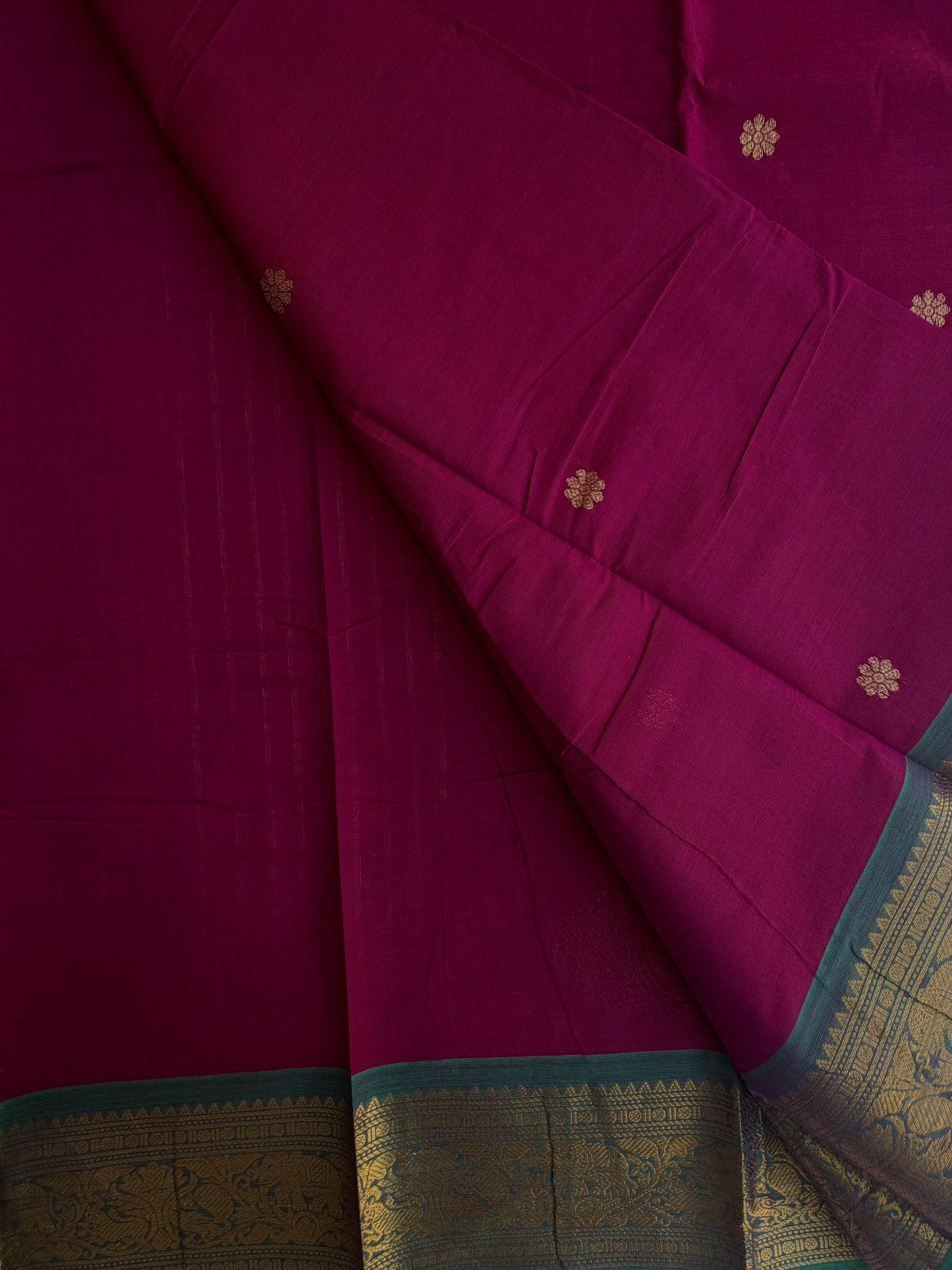 Kanchi cotton saree with butta weaves & zari pallu pink
