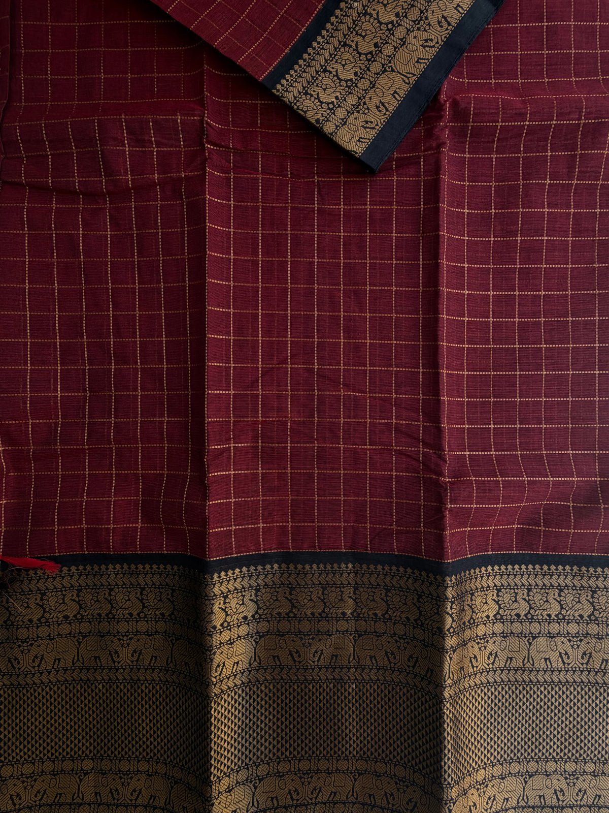 Kanchi cotton saree in zari kattam & grand pallu