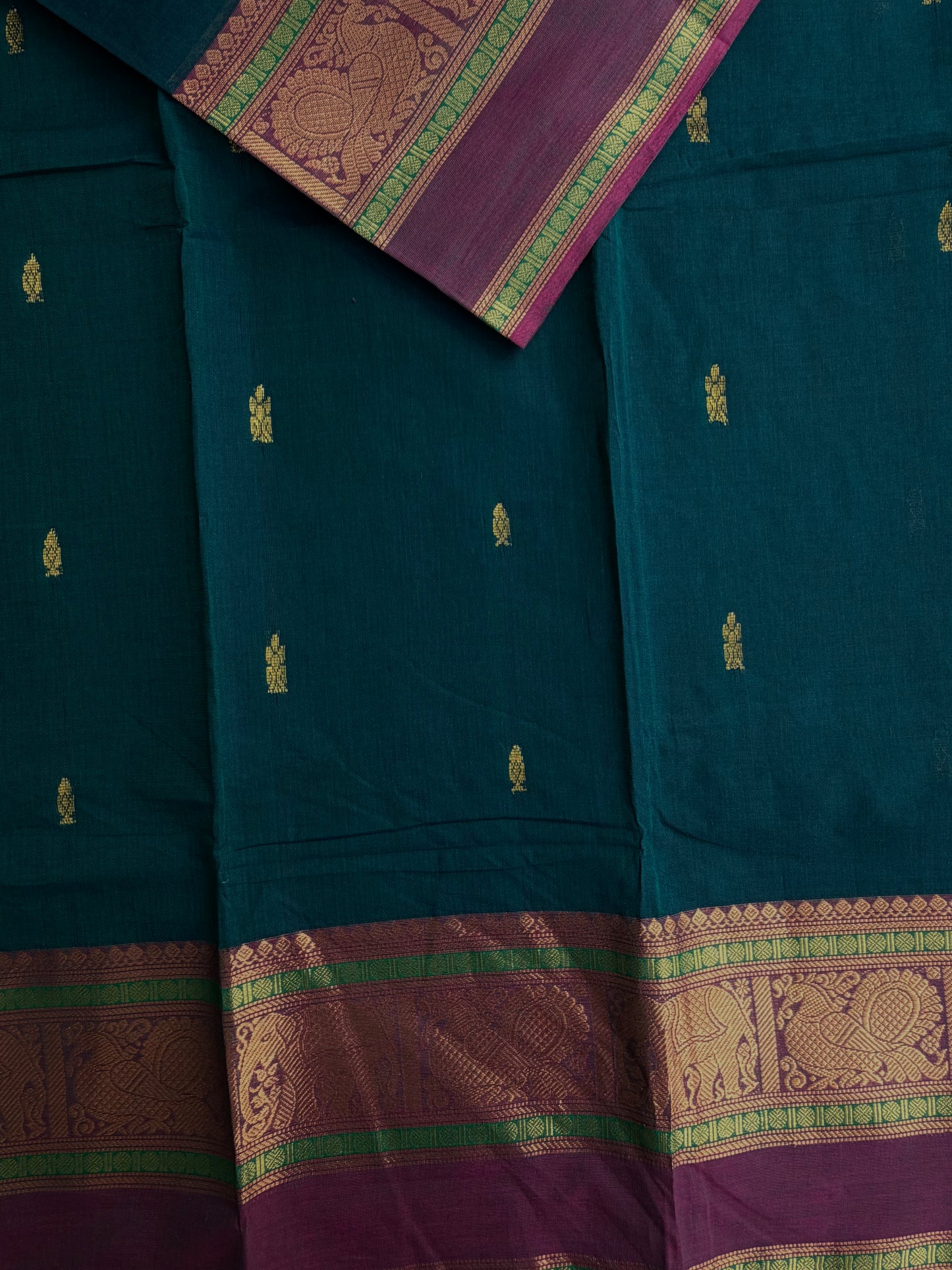 Kanchi cotton saree with butta weaves