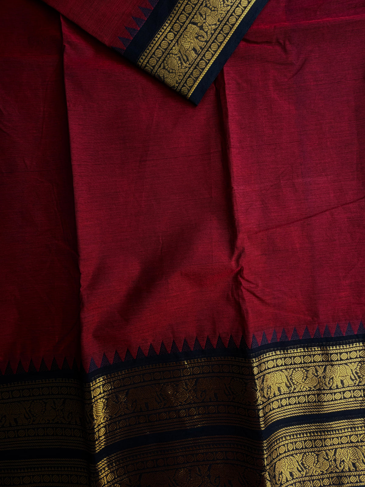 Kanchi cotton saree with rettapett border maroon with black border