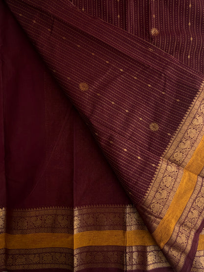 Kanchi cotton saree in Vairaoosi & butta weaves & grand pallu - Brown
