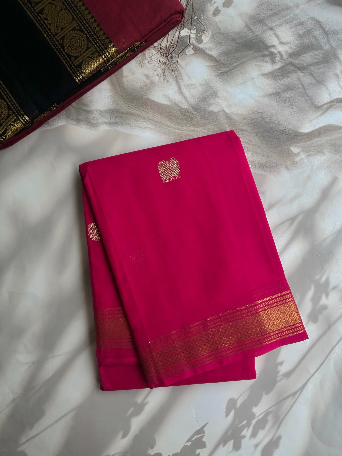 Kanchi cotton saree with annam zari butta weaves - pink