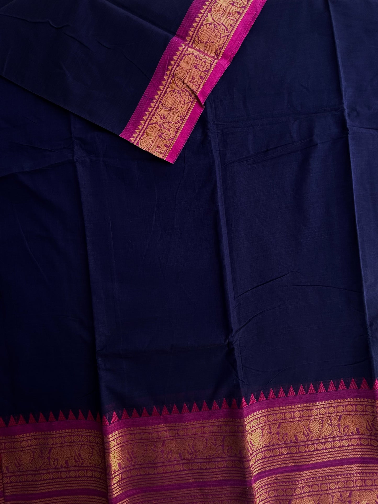 Kanchi cotton saree with rettapett border
