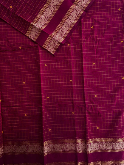 Kanchi cotton saree in checks & butta weaves