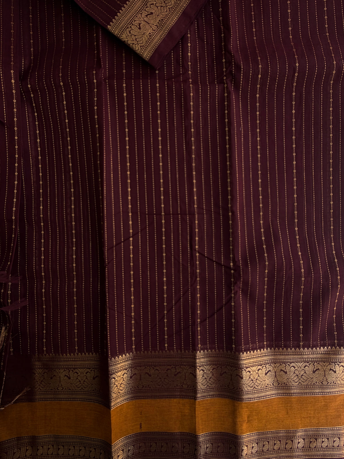 Kanchi Vairaoosi weaves saree - brown