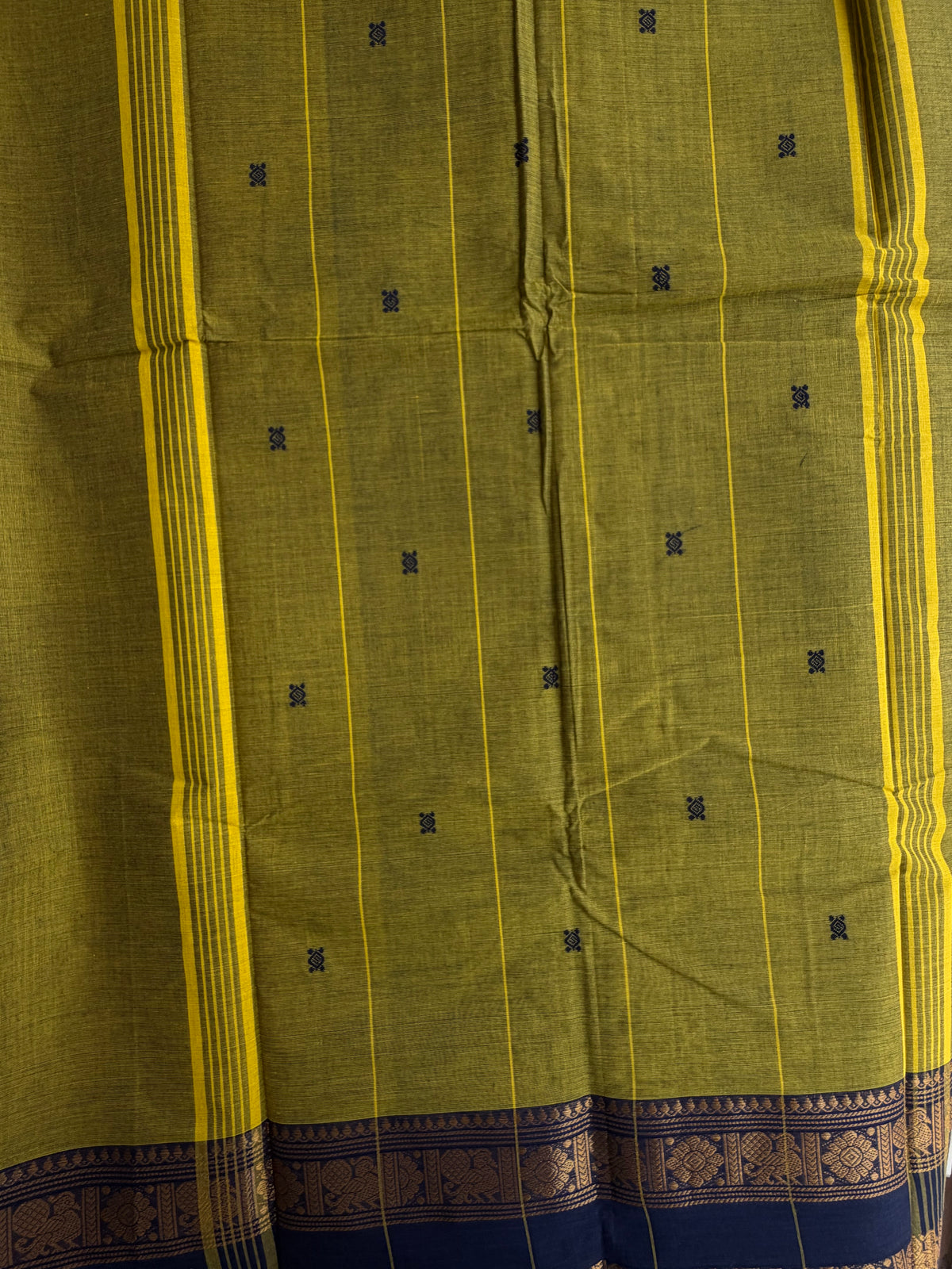 Kanchi cotton saree with butta weaves