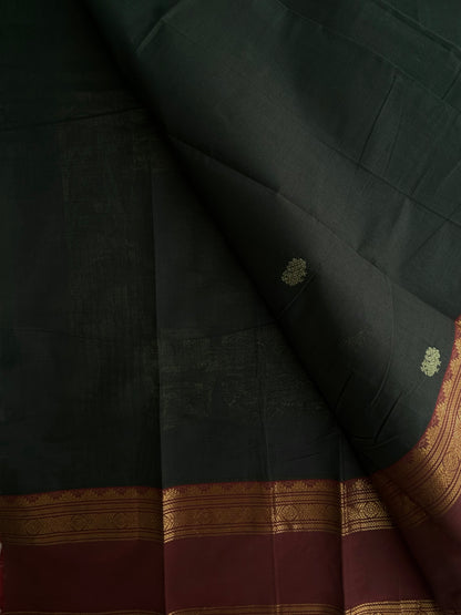 Kanchi cotton saree in zari weaves & grand pallu