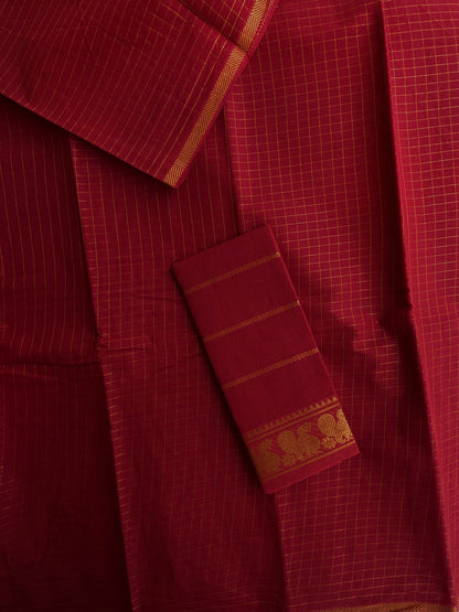 Sungudi cotton saree in checks - red