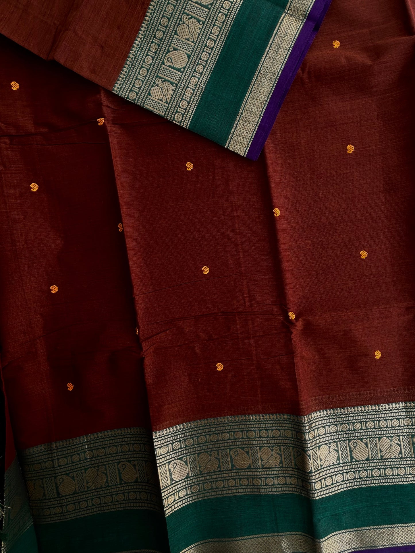 Kanchi cotton saree with butta weaves
