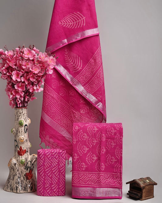 Unstitched linen sets in blockprints